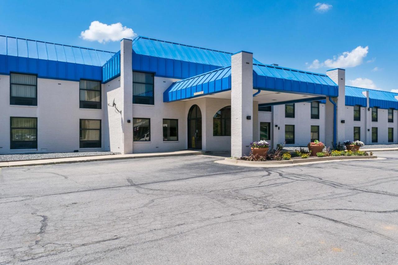 Motel 6-Richmond, In Buitenkant foto